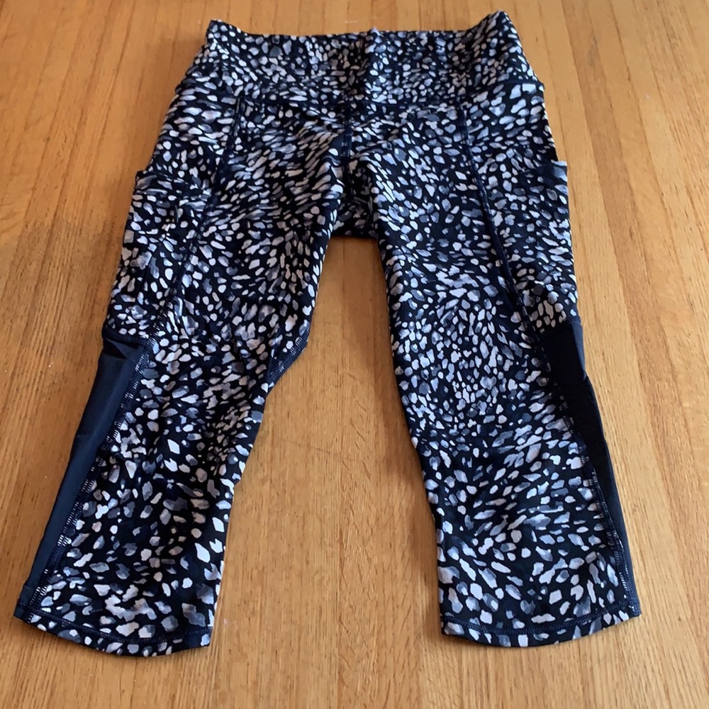 Athleta crop leggings